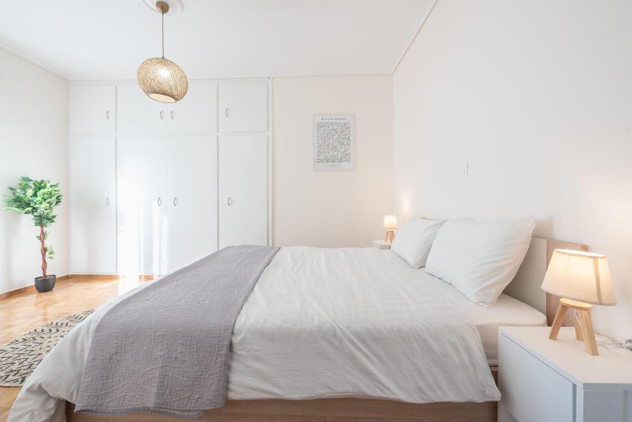 F&k Aphrodite Apartment *